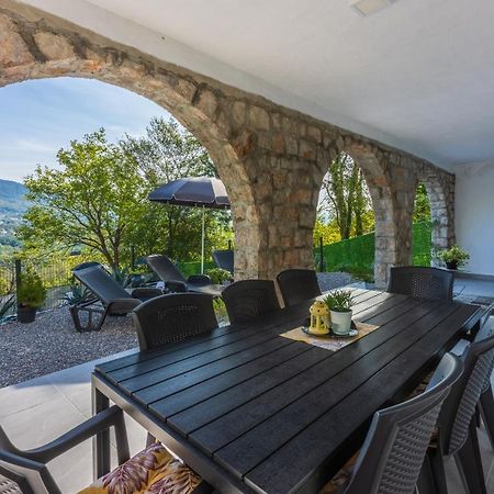 Holiday House Dino Bribir  Buitenkant foto