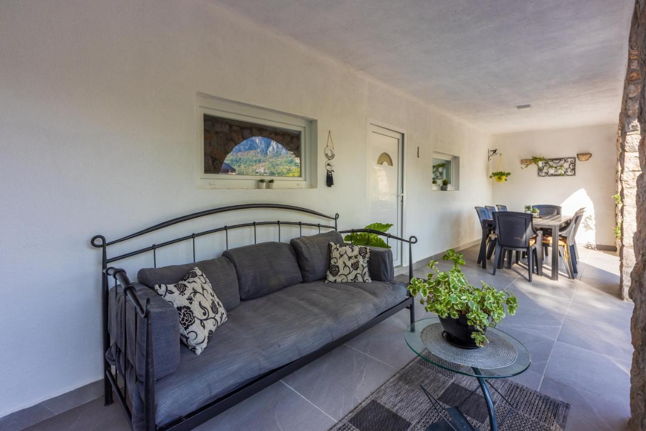Holiday House Dino Bribir  Buitenkant foto