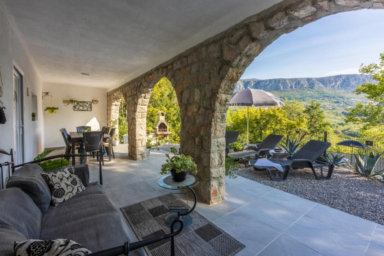 Holiday House Dino Bribir  Buitenkant foto