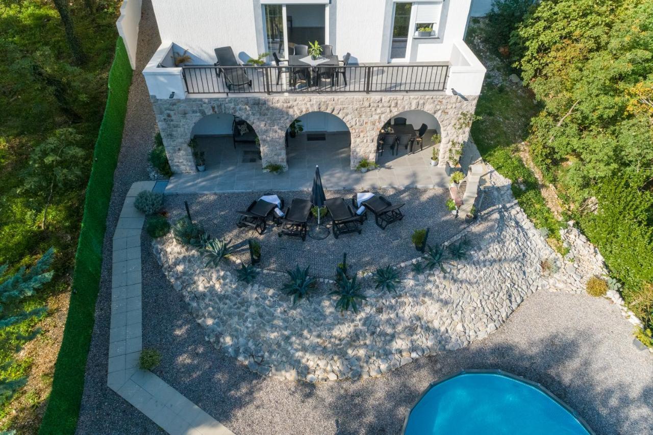 Holiday House Dino Bribir  Buitenkant foto