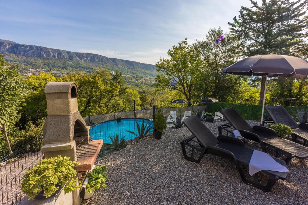 Holiday House Dino Bribir  Buitenkant foto