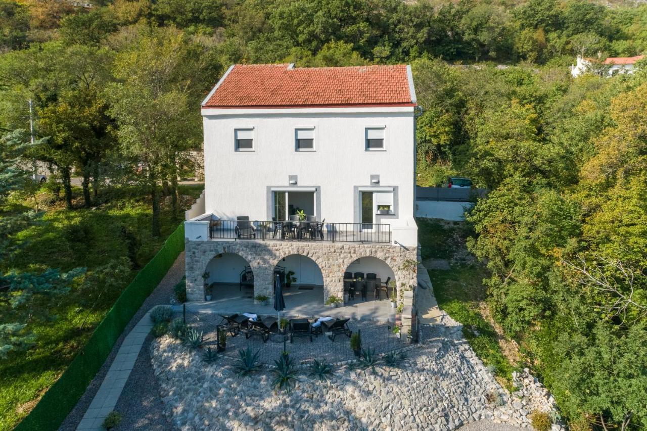 Holiday House Dino Bribir  Buitenkant foto
